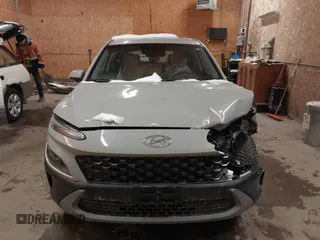 2023 Hyundai Kona SE with VIN KM8K2CAB5PU970137, listed as a IAAI auction lot 41493226 with 47,809 mi miles. Bid and sale history available at carsss.com. Image 12.