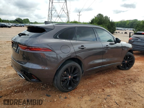 2021 Jaguar F-Pace R-Dynamic S z VIN SADCT2FU3MA672861, wystawiony jako Copart lot #60349655 z przebiegiem 44 336 mil mil oraz Szkoda całkowita • Salvage title. Historia ofert i sprzedaży dostępna na DreamBid. Obrazek 3.