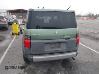 2003 Honda Element EX z VIN 5J6YH28533L027794, wystawiony jako IAAI lot #41524077 z przebiegiem 232 936 mil mil oraz . Historia ofert i sprzedaży dostępna na DreamBid. Obrazek 16.
