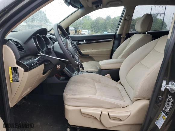 2011 Kia Sorento LX with VIN 5XYKT4A18BG098061, listed as a Copart auction lot 52902325 with 91,662 mi miles and Clean Title. Bid and sale history available at carsss.com. Image 7.