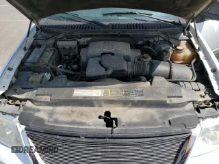 2003 Ford Expedition Special Service z VIN 1FMFU15L73LB01431, wystawiony jako Copart lot #60749325 z przebiegiem 103 107 mil mil oraz Szkoda całkowita • Salvage title. Historia ofert i sprzedaży dostępna na DreamBid. Obrazek 12.