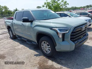 2024 Toyota Tundra SR5 with VIN 5TFLA5DB1RX207813, listed as a IAAI auction lot 42333444 with 9,424 mi miles and . Bid and sale history available at DreamBid. Image 1.