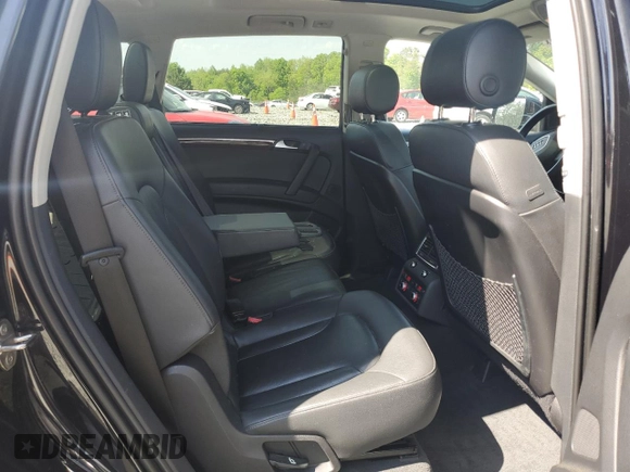 2015 Audi Q7 Premium Plus z VIN WA1LGAFE2FD017606, wystawiony jako Copart lot #54393905 z przebiegiem 203 023 mil mil oraz Czysty tytuł • Clean title. Historia ofert i sprzedaży dostępna na DreamBid. Obrazek 11.