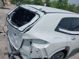 2024 BMW XM z VIN 5YM23CS0XR9U57042, wystawiony jako IAAI lot #42438088 z przebiegiem 2 888 mil mil oraz . Historia ofert i sprzedaży dostępna na DreamBid. Obrazek 19.
