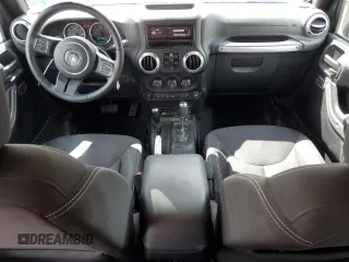 2016 Jeep Wrangler Unlimited Sahara with VIN 1C4BJWEG9GL207218, listed as a Copart auction lot 53645295 with 158,878 mi miles and Non repairable. Bid and sale history available at DreamBid. Image 8.