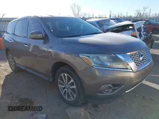2013 Nissan Pathfinder SL with VIN 5N1AR2MN3DC645866, listed as a IAAI auction lot 41770295 with 155,113 mi miles. Bid and sale history available at carsss.com. Image 1.