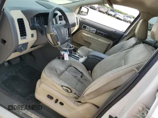2008 Lincoln MKX with VIN 2LMDU68C38BJ09778, listed as a Copart auction lot 68684864 with 221,179 mi miles and Salvage Title. Bid and sale history available at carsss.com. Image 7.