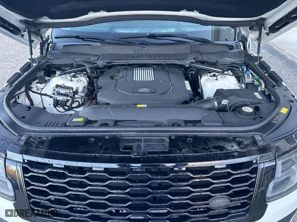 2018 Land Rover Range Rover HSE with VIN SALGS2RK1JA381161, listed as a IAAI auction lot 40859075 with NaN miles. Bid and sale history available at carsss.com. Image 10.
