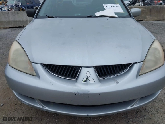 2004 Mitsubishi Lancer LS with VIN JA3AJ36E44U020349, listed as a IAAI auction lot 41714325 with 1 mi miles. Bid and sale history available at carsss.com. Image 6.