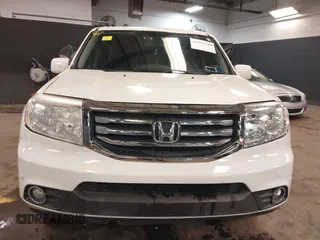 2015 Honda Pilot Touring with VIN 5FNYF4H98FB001841, listed as a IAAI auction lot 41955645 with 109,818 mi miles. Bid and sale history available at carsss.com. Image 12.