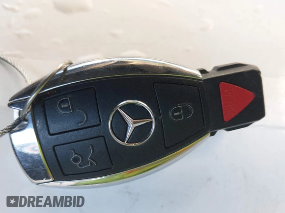 2014 Mercedes-Benz E-Class E 250 BlueTEC Luxury with VIN WDDHF0EB1EA873470, listed as a IAAI auction lot 41406978 with 98,515 mi miles. Bid and sale history available at carsss.com. Image 11.