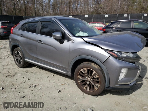 2018 Mitsubishi Eclipse Cross SE z VIN JA4AT5AA4JZ038449, wystawiony jako Copart lot #48662315 z przebiegiem 61 320 mil mil oraz Nie do naprawy. Historia ofert i sprzedaży dostępna na DreamBid. Obrazek 4.