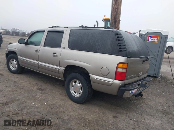 2002 GMC Yukon XL SLT with VIN 3GKFK16Z52G136241, listed as a IAAI auction lot 41879021 with 1 mi miles. Bid and sale history available at carsss.com. Image 3.