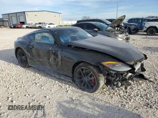 2024 Nissan Z Performance с VIN JN1BZ4BH3RM366584, выставлен на аукционе Copart как лот 49207535 с пробегом 4 936 миль миль и Списание • Salvage title. История ставок и продаж доступна на DreamBid. Изображение 4.