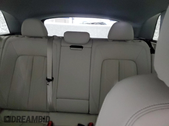 2021 Audi e-tron Premium Plus с VIN WA1LAAGE9MB003971, выставлен на аукционе Copart как лот 45421695 с пробегом 19 940 миль миль и Списание • Salvage title. История ставок и продаж доступна на DreamBid. Изображение 10.