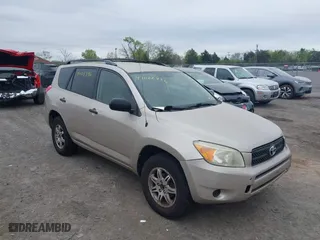 2007 Toyota RAV4 with VIN JTMBD33V576033296, listed as a IAAI auction lot 42088496 with 147,615 mi miles. Bid and sale history available at carsss.com. Image 1.