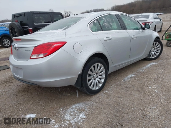2012 Buick Regal with VIN 2G4GR5EK0C9141863, listed as a IAAI auction lot 41531938 with 60,224 mi miles. Bid and sale history available at carsss.com. Image 4.