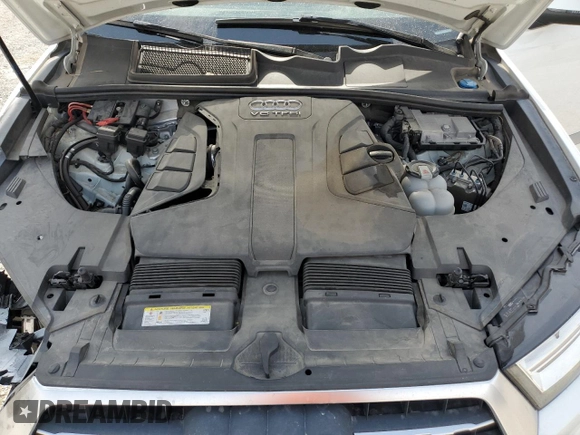 2018 Audi Q7 Premium z VIN WA1AAAF73JD050147, wystawiony jako Copart lot #59269483 z przebiegiem 83 853 mil mil oraz . Historia ofert i sprzedaży dostępna na DreamBid. Obrazek 13.