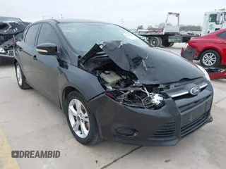 2013 Ford Focus SE with VIN 1FADP3F29DL157950, listed as a IAAI auction lot 41617844 with 128,890 mi miles. Bid and sale history available at carsss.com. Image 1.