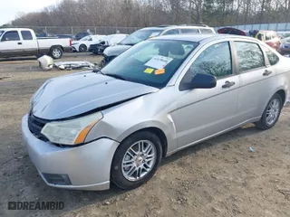 2009 Ford Focus SE with VIN 1FAHP35N39W117365, listed as a IAAI auction lot 41470640 with 229,928 mi miles. Bid and sale history available at carsss.com. Image 2.