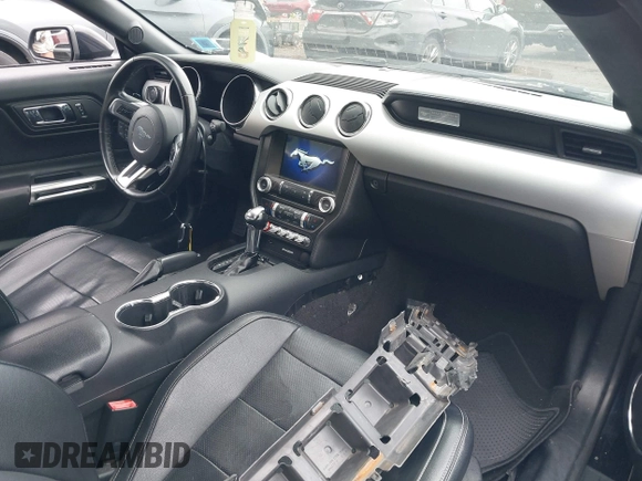 2016 Ford Mustang EcoBoost z VIN 1FA6P8TH8G5221774, wystawiony jako IAAI lot #42275505 z przebiegiem 111 115 mil mil oraz . Historia ofert i sprzedaży dostępna na DreamBid. Obrazek 5.