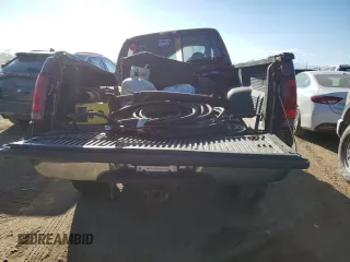 2000 Ford F-350 XL with VIN 1FTSW31F8YEA63048, listed as a Copart auction lot 72357514 with 159,954 mi miles and Salvage Title. Bid and sale history available at DreamBid. Image 6.