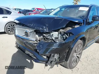 2024 Volvo XC90 Plus Bright Theme with VIN YV4062PE1R1220828, listed as a IAAI auction lot 41698688 with 8,273 mi miles. Bid and sale history available at carsss.com. Image 6.