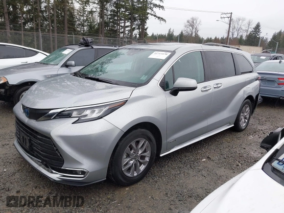 2021 Toyota Sienna XLE with VIN 5TDJSKFC8MS037697, listed as a IAAI auction lot 41711070 with 29,198 mi miles. Bid and sale history available at carsss.com. Image 14.