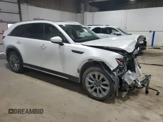 2024 Mazda CX-90 Premium z VIN JM3KKDHD8R1101691, wystawiony jako Copart lot #63206774 z przebiegiem 9 717 mil mil oraz Szkoda całkowita • Salvage title. Historia ofert i sprzedaży dostępna na DreamBid. Obrazek 4.