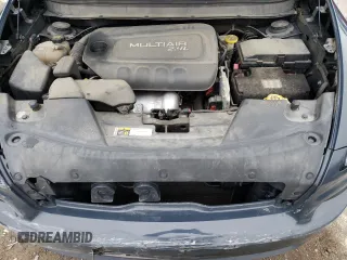 2016 Jeep Cherokee Latitude with VIN 1C4PJMCB2GW250413, listed as a Copart auction lot 59490355 with 122,332 mi miles and Clean title. Bid and sale history available at DreamBid. Image 11.