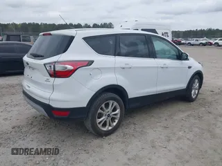 2017 Ford Escape SE with VIN 1FMCU0GD2HUB03804, listed as a IAAI auction lot 41842496 with 197,373 mi miles. Bid and sale history available at carsss.com. Image 4.