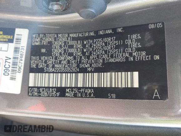 2005 Toyota Sienna XLE with VIN 5TDBA22C05S052824, listed as a IAAI auction lot 42158121 with 189,330 mi miles. Bid and sale history available at carsss.com. Image 9.