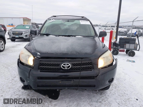 2007 Toyota RAV4 with VIN JTMBD33V276052548, listed as a IAAI auction lot 41355419 with 181,165 mi miles. Bid and sale history available at carsss.com. Image 12.