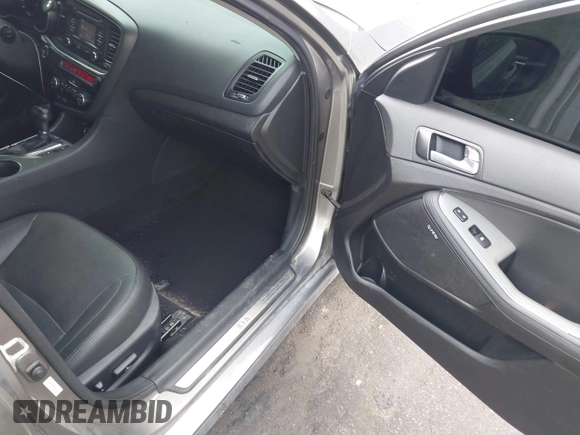 2015 Kia Optima SXL Turbo с VIN 5XXGR4A60FG513223, выставлен на аукционе IAAI как лот 42590539 с пробегом 181 035 миль миль и . История ставок и продаж доступна на DreamBid. Изображение 5.