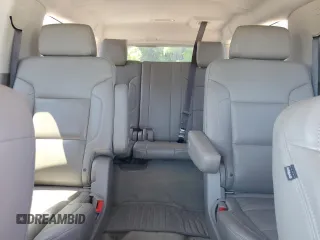 2018 GMC Yukon XL SLT z VIN 1GKS2GKC4JR388449, wystawiony jako Copart lot #52379265 z przebiegiem 135 130 mil mil oraz Szkoda całkowita • Salvage title. Historia ofert i sprzedaży dostępna na DreamBid. Obrazek 10.