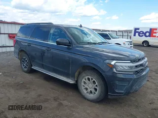 2022 Ford Expedition XLT with VIN 1FMJU1JT3NEA66717, listed as a IAAI auction lot 42674245 with 70,250 mi miles and . Bid and sale history available at DreamBid. Image 1.
