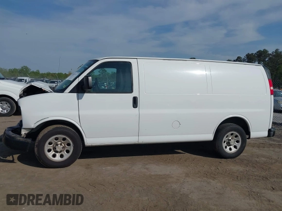 2013 Chevrolet Express Cargo Van with VIN 1GCSGAFX8D1118666, listed as a IAAI auction lot 42017323 with 341,443 mi miles. Bid and sale history available at carsss.com. Image 13.