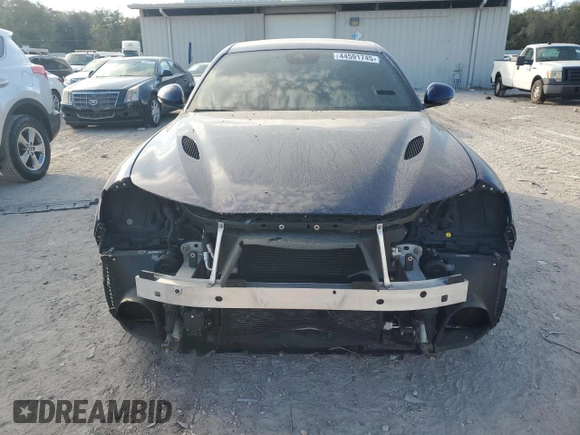 2017 Alfa Romeo Giulia with VIN ZARFAEAV8H7520339, listed as a Copart auction lot 44591745 with 70,994 mi miles and Salvage title. Bid and sale history available at DreamBid. Image 5.