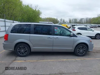 2016 Dodge Grand Caravan R/T with VIN 2C4RDGEG6GR274488, listed as a IAAI auction lot 42186797 with 209,861 mi miles and . Bid and sale history available at DreamBid. Image 13.