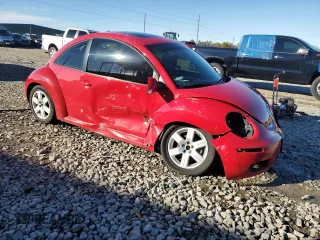 2007 Volkswagen New Beetle Coupe with VIN 3VWRW31CX7M503376, listed as a Copart auction lot 87674925 with 198,759 mi miles and Salvage Title. Bid and sale history available at carsss.com. Image 4.
