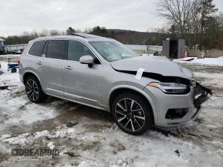 2024 Volvo XC90 Plus Bright Theme with VIN YV4L12PE8R1173048, listed as a Copart auction lot 83566354 with 13,738 mi miles and Salvage Title. Bid and sale history available at DreamBid. Image 4.
