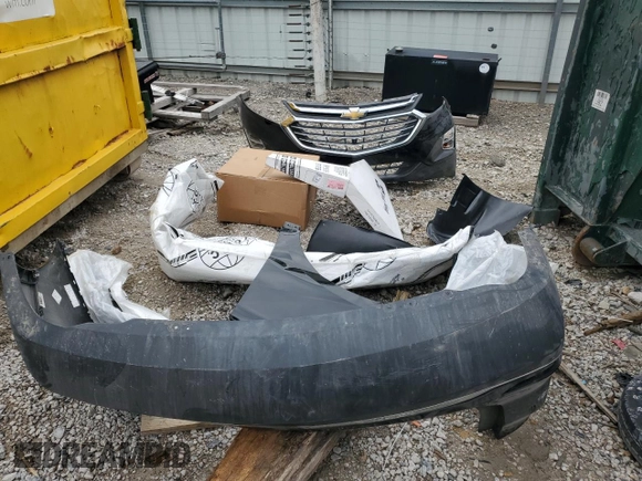 2020 Chevrolet Equinox Premier z VIN 2GNAXXEV9L6275771, wystawiony jako Copart lot #49952795 z przebiegiem 30 860 mil mil oraz Szkoda całkowita • Salvage title. Historia ofert i sprzedaży dostępna na DreamBid. Obrazek 13.