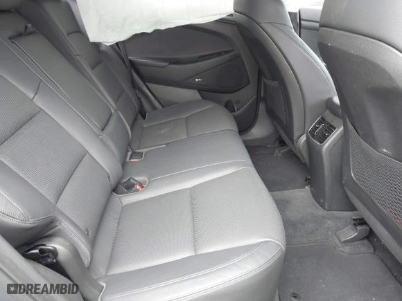 2017 Hyundai Tucson Value with VIN KM8J33A21HU359113, listed as a IAAI auction lot 41897638 with 80,010 mi miles. Bid and sale history available at carsss.com. Image 8.