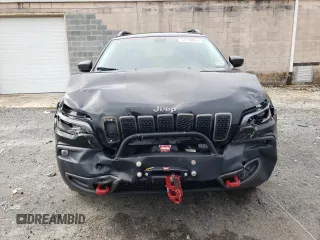 2020 Jeep Cherokee Trailhawk Elite with VIN 1C4PJMBN3LD541200, listed as a Copart auction lot 72710824 with 32,336 mi miles and Salvage title. Bid and sale history available at DreamBid. Image 5.