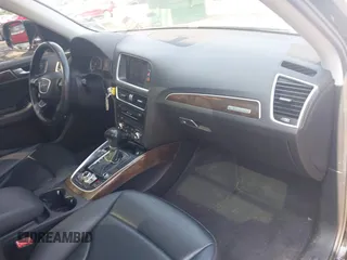 2016 Audi Q5 Premium z VIN WA1C2AFP5GA051381, wystawiony jako IAAI lot #42559055 z przebiegiem 132 841 mil mil oraz . Historia ofert i sprzedaży dostępna na DreamBid. Obrazek 5.