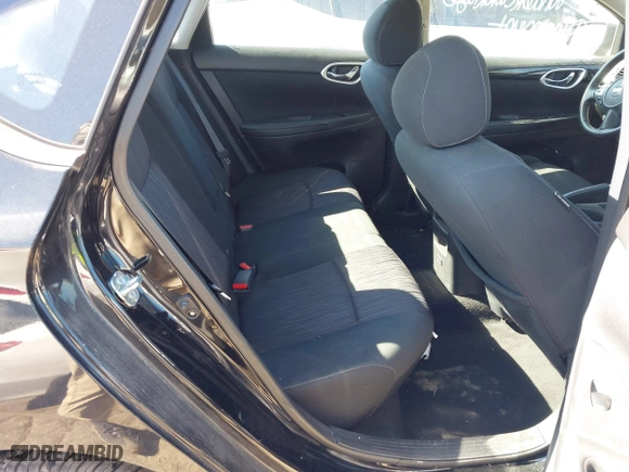 2019 Nissan Sentra SR with VIN 3N1AB7AP1KY428061, listed as a IAAI auction lot 41632633 with 95,648 mi miles. Bid and sale history available at carsss.com. Image 8.
