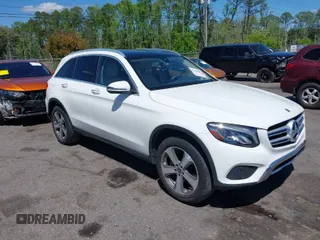 2019 Mercedes-Benz GLC with VIN WDC0G4JB3KV162952, listed as a IAAI auction lot 41990007 with 85,692 mi miles. Bid and sale history available at carsss.com. Image 1.
