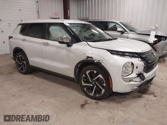 2022 Mitsubishi Outlander ES with VIN JA4J4TA83NZ039905, listed as a IAAI auction lot 41799784 with 9,412 mi miles. Bid and sale history available at carsss.com. Image 1.