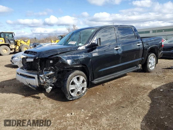 2015 Toyota Tundra Platinum z VIN 5TFAW5F11FX441961, wystawiony jako Copart lot #52326755 z przebiegiem 126 870 mil mil oraz Szkoda całkowita • Salvage title. Historia ofert i sprzedaży dostępna na DreamBid. Obrazek 1.
