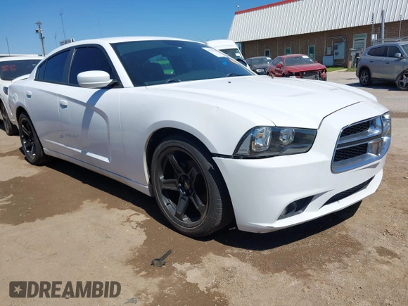 2013 Dodge Charger SXT z VIN 2C3CDXHG0DH575622, wystawiony jako IAAI lot #42237508 z przebiegiem 224 471 mil mil oraz . Historia ofert i sprzedaży dostępna na DreamBid. Obrazek 1.
